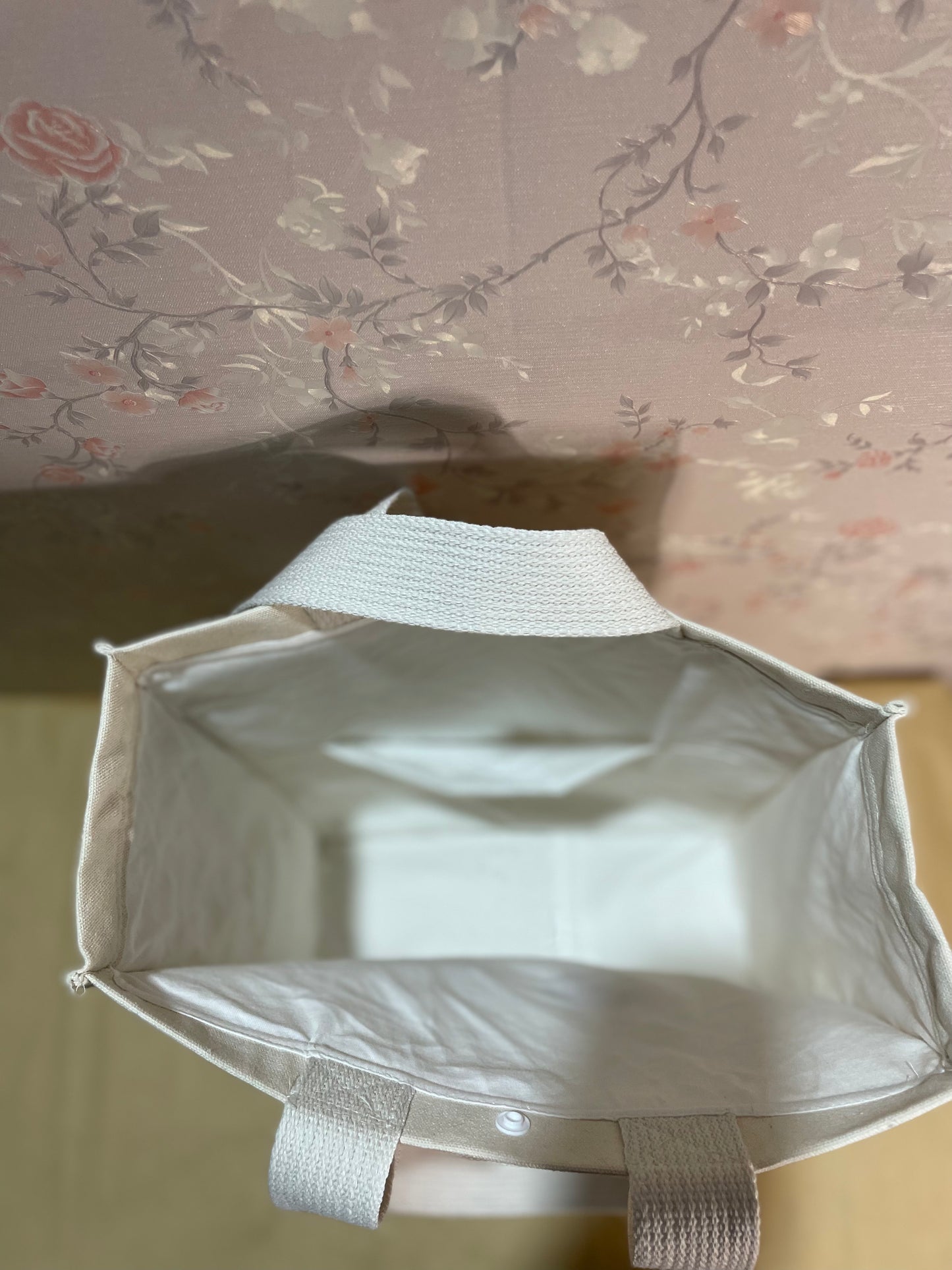 Tote thêu tên riêng phối hoa kích cỡ theo yêu cầu 1 chữ cái