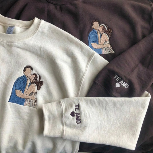 Áo sweater thêu ảnh cặp đôi, quà cho cô dâu