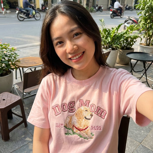 Áo phông thêu chân dung chó vẽ tay từ ảnh thật kèm tên riêng biệt danh,quà tặng mẹ thú cưng độc đáo, được chọn kiểu áo
