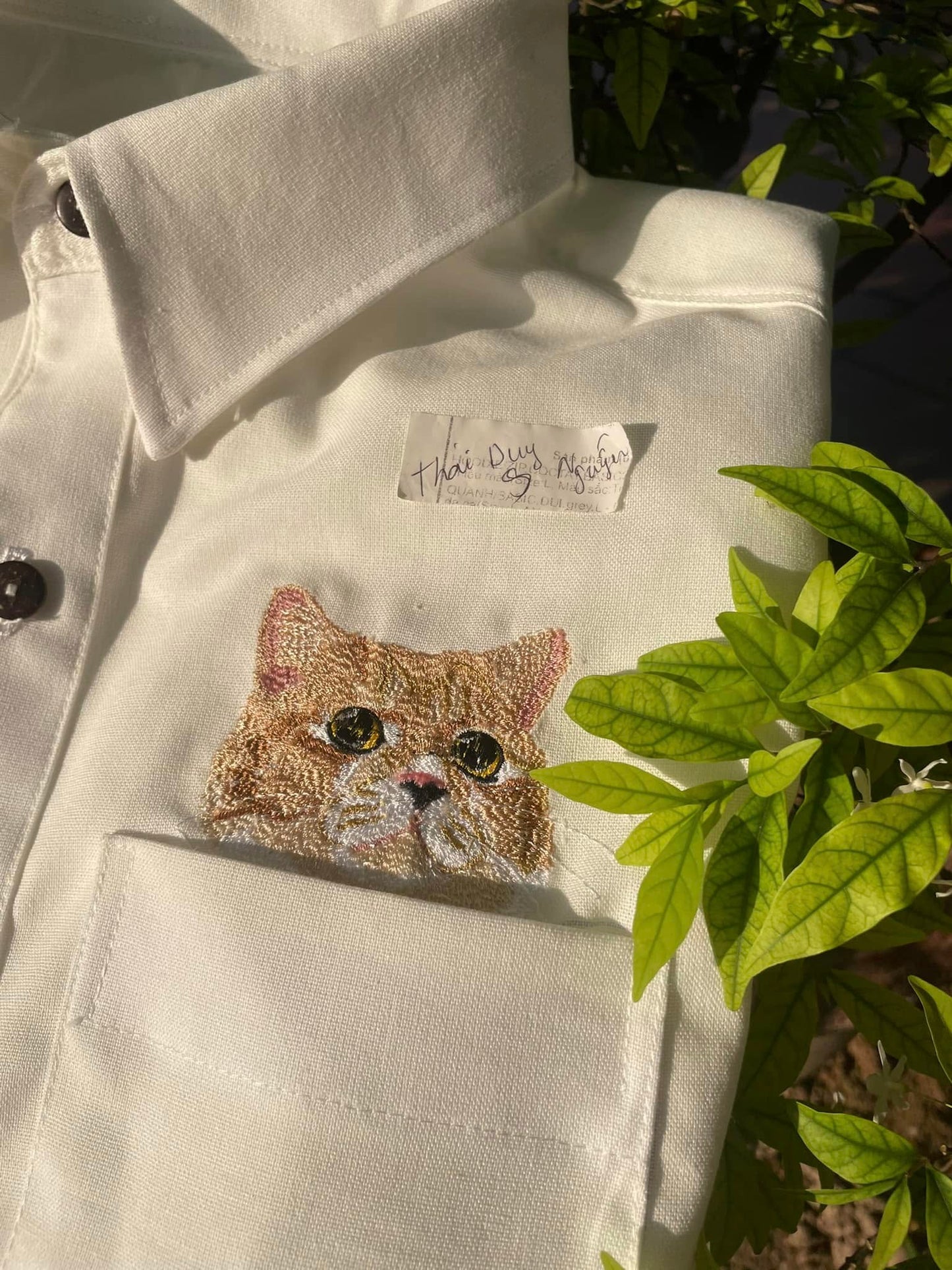 Áo sơ mi vải linen mèo bỏ túi thiết kế riêng