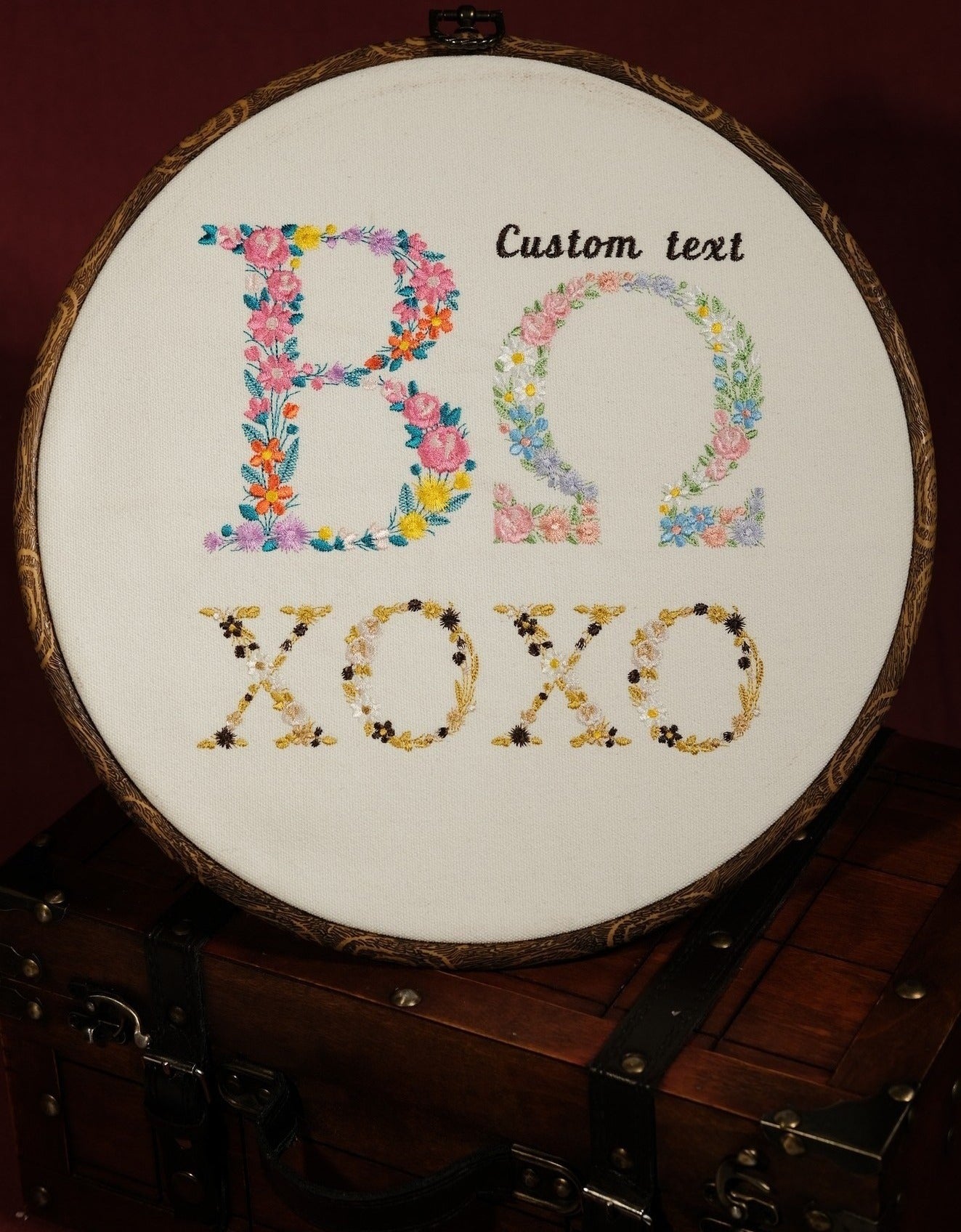 Mâm chữ hoa mẫu để bạn lựa chọn cho sản phẩm thêu của mình