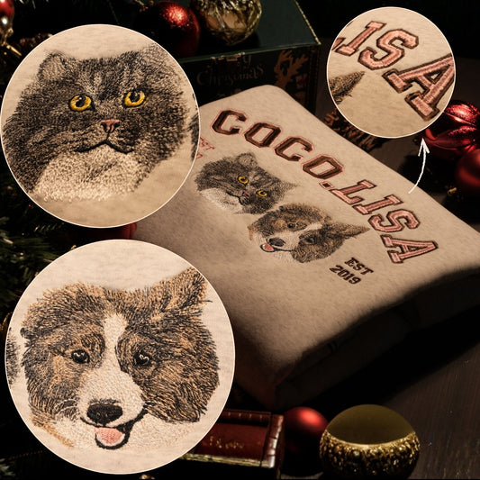 Mẫu thêu hai mặt thú cưng chi tiết chuyển thể từ ảnh+ phối chữ nổi lớn phong cách hoạt họa trên áo sweater trắng tiêu