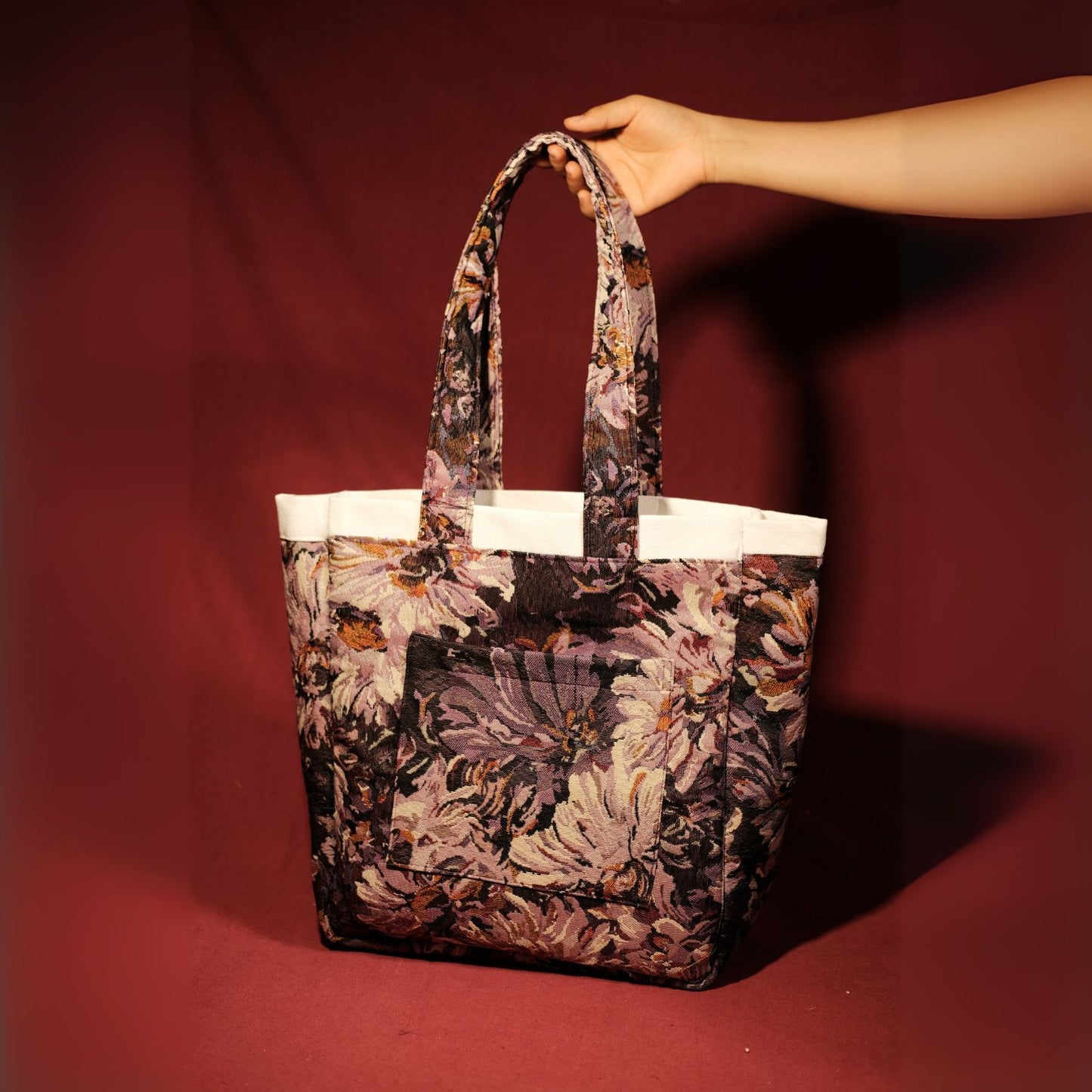 Túi tote thêu tên riêng, chữ lớn cách điệu phối cùng chữ trơn kích thước 35x38cm đựng được laptop 16 inch