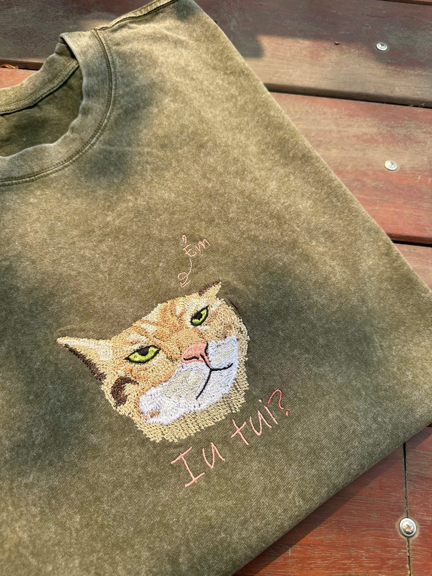 01 Thú cưng thêu theo yêu cầu " Ẻm iu tui" áo phông 250gms giặt loang