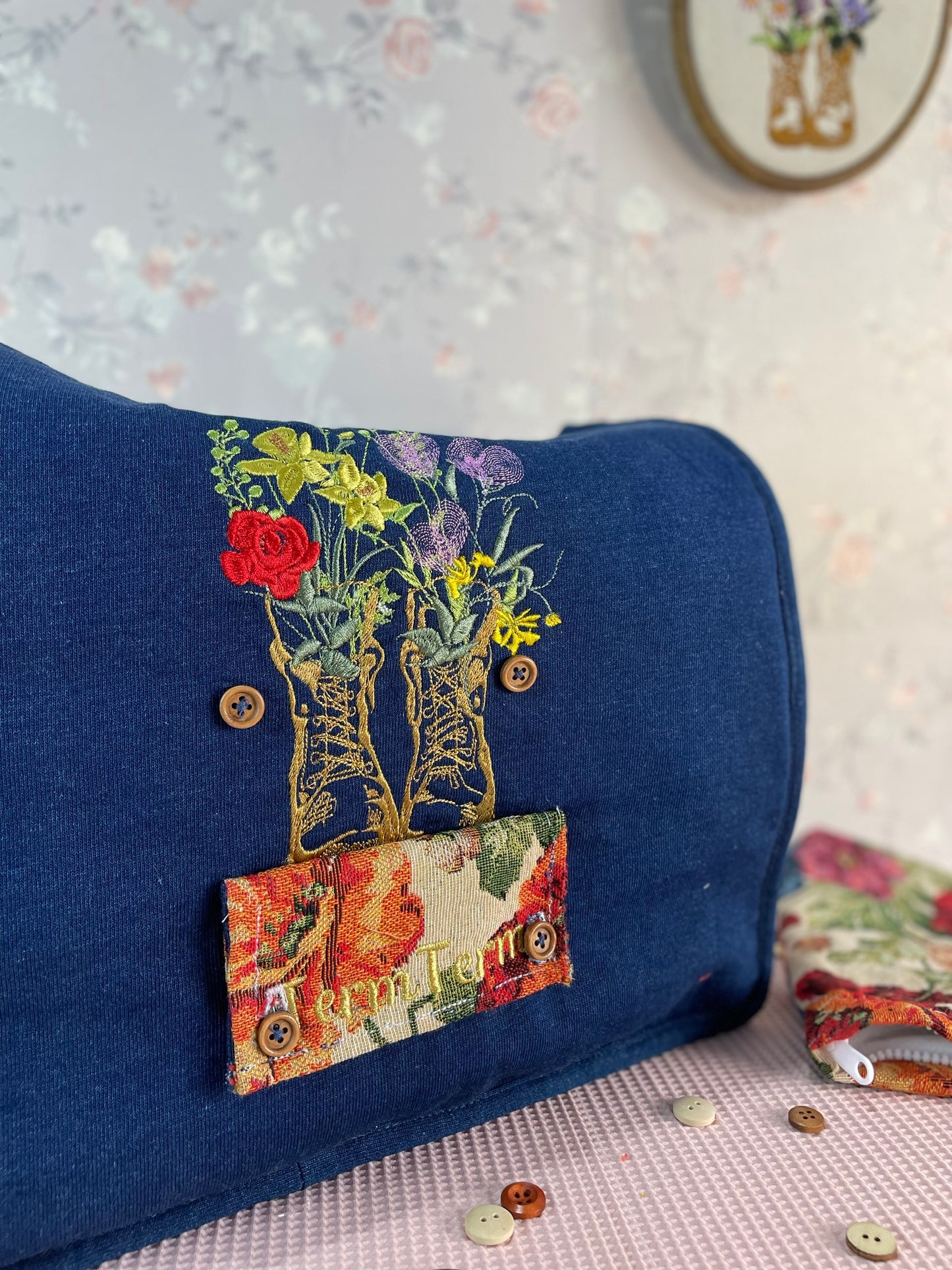 Túi " Em Tote" đổi mặt sử dụng 2 phong cách 35x38cm