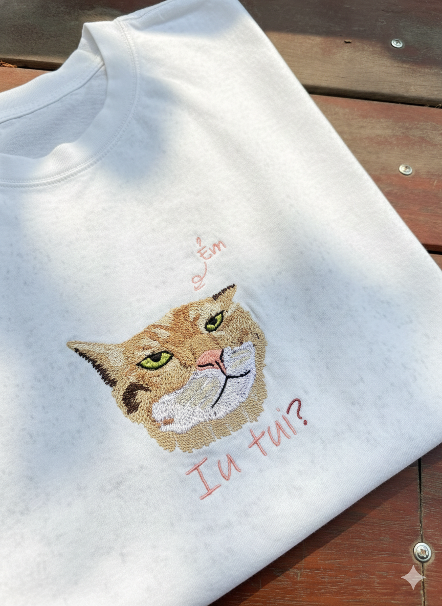 01 Thú cưng thêu theo yêu cầu " Ẻm iu tui" áo phông 250gms giặt loang