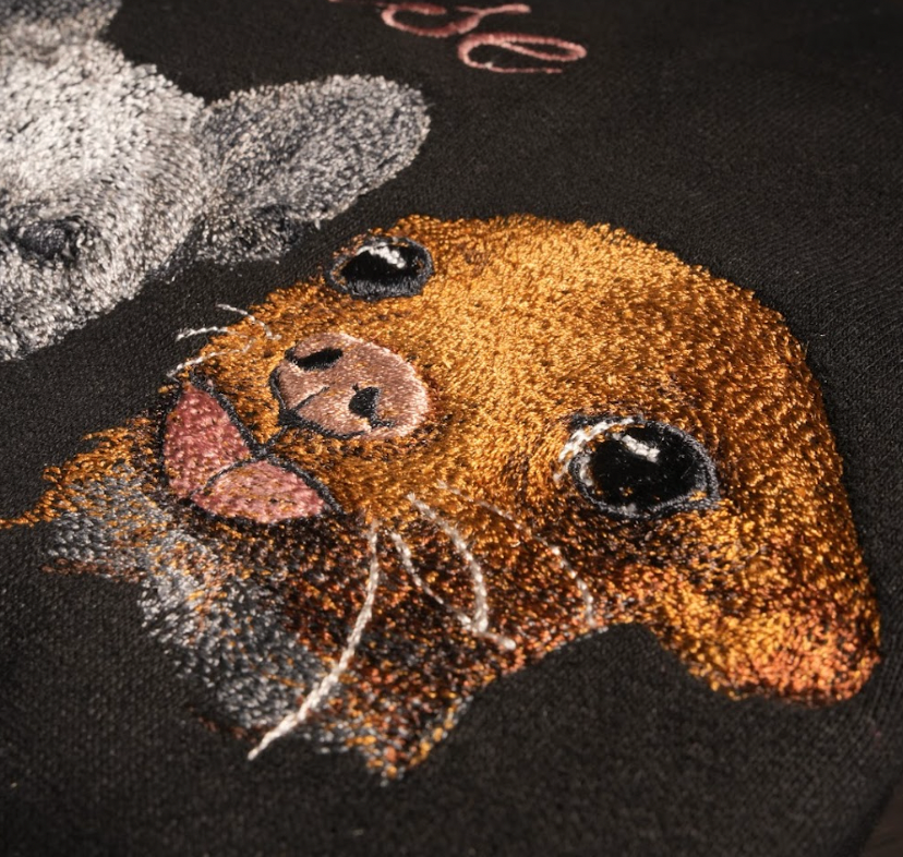 Dịch vụ thêu hình thú cưng tả thật từng sợi lông theo hình yêu cầu trên áo khách hàng gửi đến