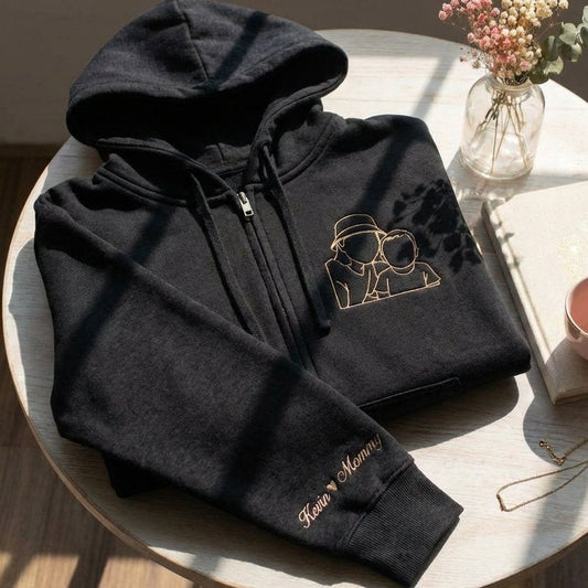 Áo hoodie thêu chủ đề tình cảm gia đình, tặng mẹ, thêu hình mẹ và con trai nhỏ kiểu nét vẽ tay tinh tế, được chọn kiểu áo