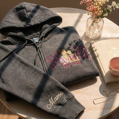 Áo thêu hình ảnh mẹ và con phối chữ lớn MOM, đồ đôi cho mẹ và con gái nhỏ tùy chỉnh cá nhân hóa, kèm tên con ở tay áo, tặng mẹ, được chọn kiểu áo